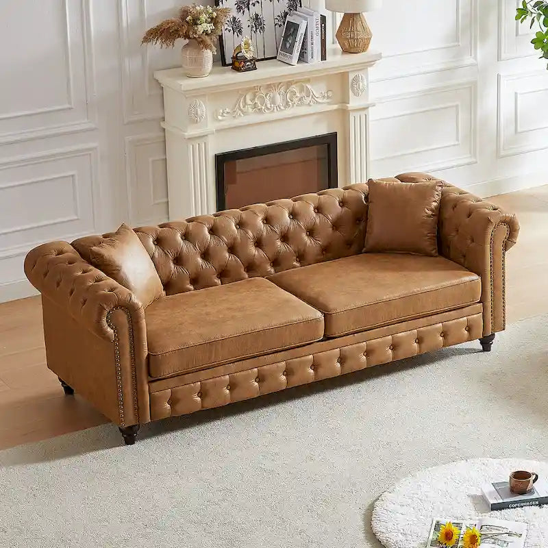 Divano a 3 posti Chesterfield 85.5 in tessuto tecnico con cuscini