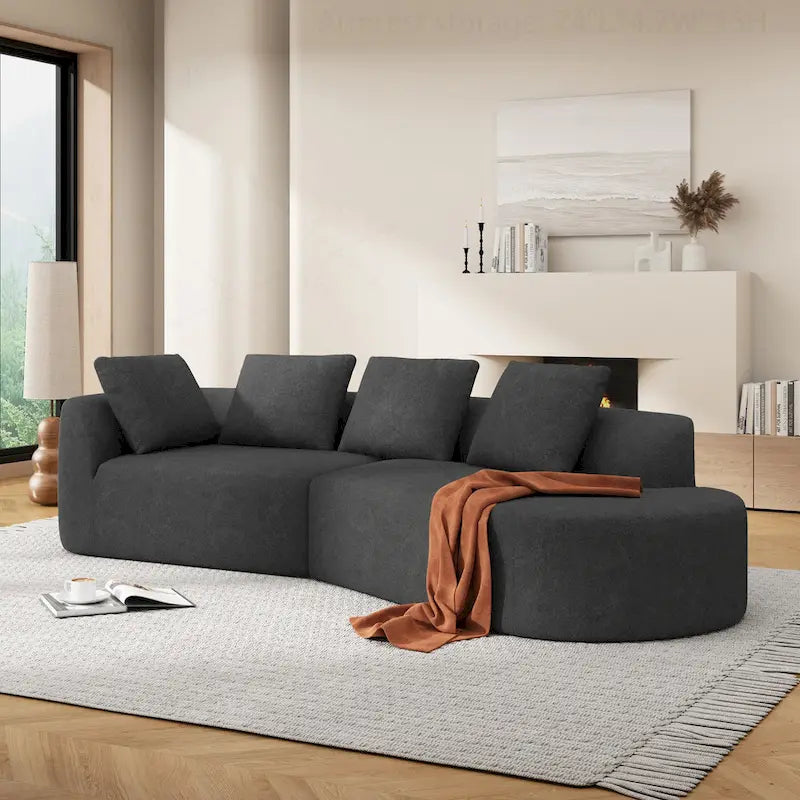 Divano componibile moderno e curvo con rivestimento di alta qualità e sedute spaziose