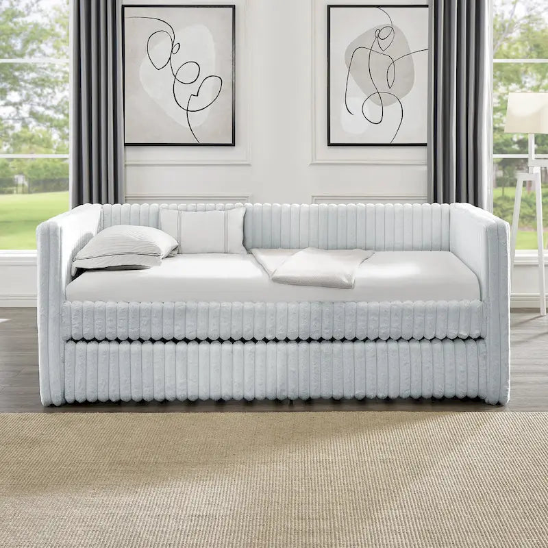 Divano Letto di Lusso con Cuscini Morbidi - Il Massimo Comfort per la Tua Casa