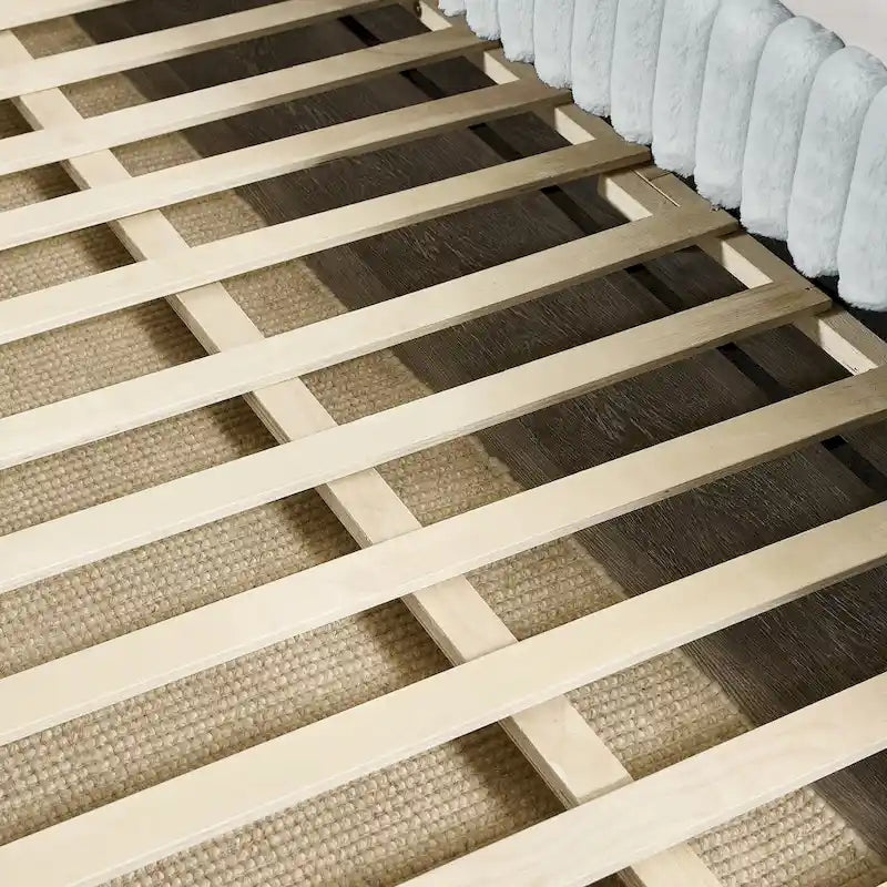 Divano Letto di Lusso con Cuscini Morbidi - Il Massimo Comfort per la Tua Casa