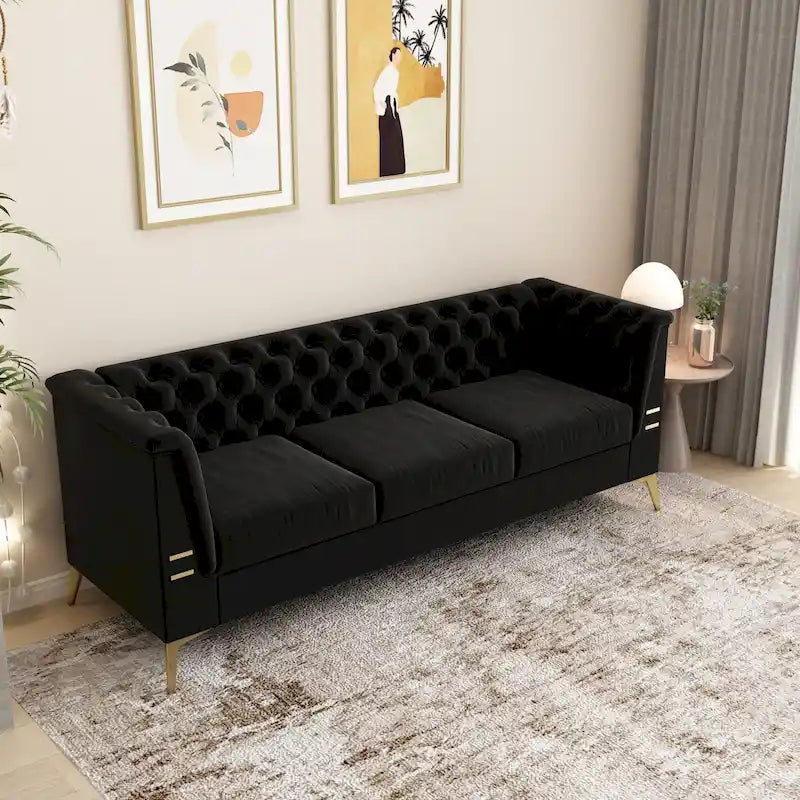 Sufan Chesterfield tal-bellus għal 3 persuni, b’riġlejn tal-metall kulur id-deheb, sponża b’ritorn għoli u kuxxini li jistgħu jitneħħew