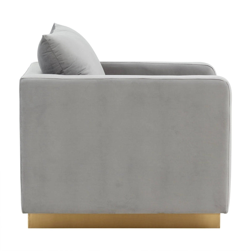 Nervo Velvet Modern Single Seater Sofa, poltrona accentata con base quadrata in acciaio inossidabile dorato per soggiorno e camera da letto - 32.67