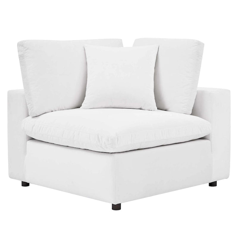 Commix überfülltes 4-Sitzer-Sofa aus Performance-Samt mit Daunenfüllung