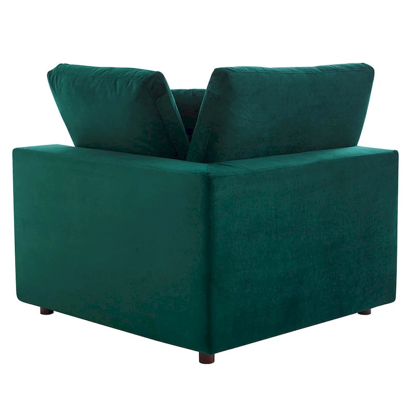 Commix überfülltes 4-Sitzer-Sofa aus Performance-Samt mit Daunenfüllung