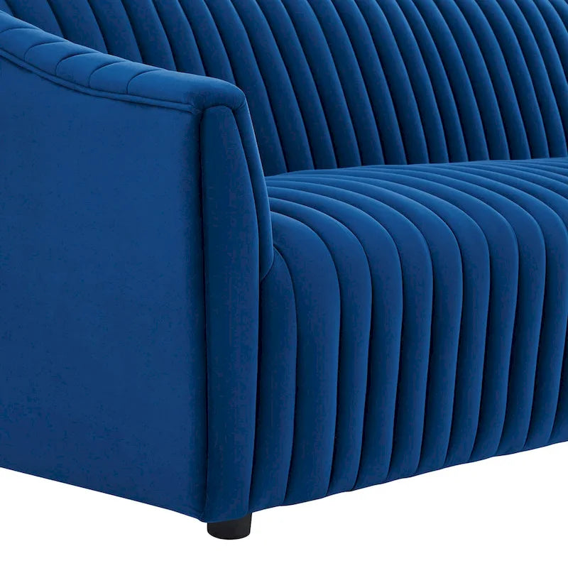 Divano con Canali Trapuntati in Velluto Performance Announce