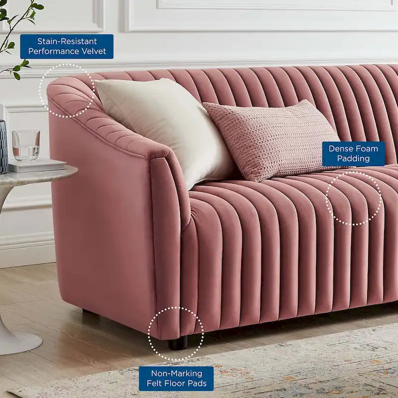 Divano con Canali Trapuntati in Velluto Performance Announce