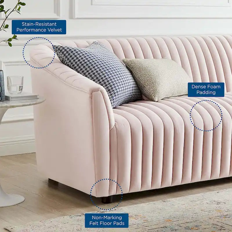 Divano con Canali Trapuntati in Velluto Performance Announce