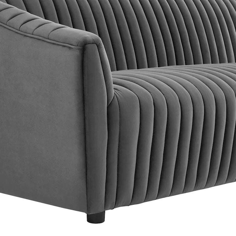 Divano con Canali Trapuntati in Velluto Performance Announce