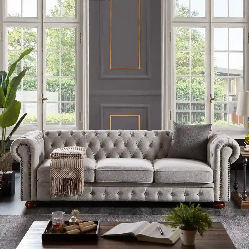 Divano Chesterfield in Tessuto di Lino