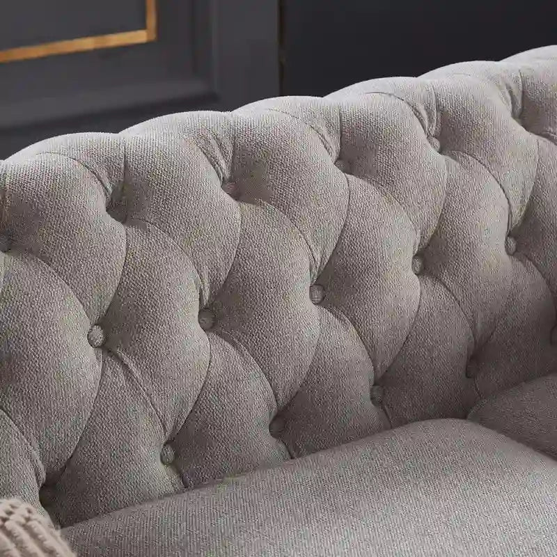 Divano Chesterfield in Tessuto di Lino